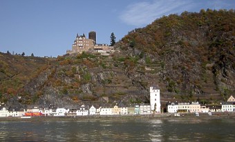 15 Burg Katz ueber St Goarshausen